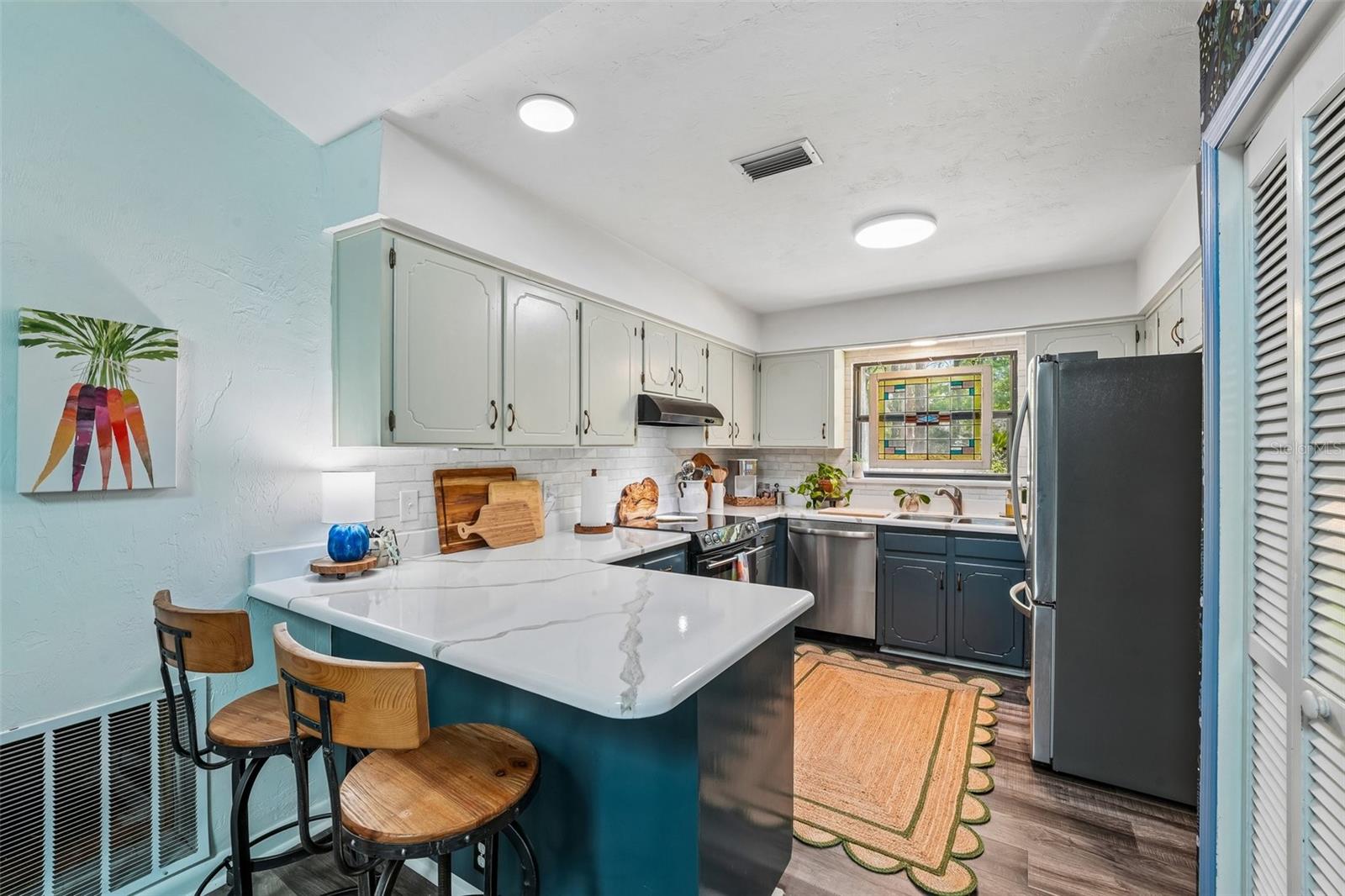 Image 6 of 43 For 5212 56th Court