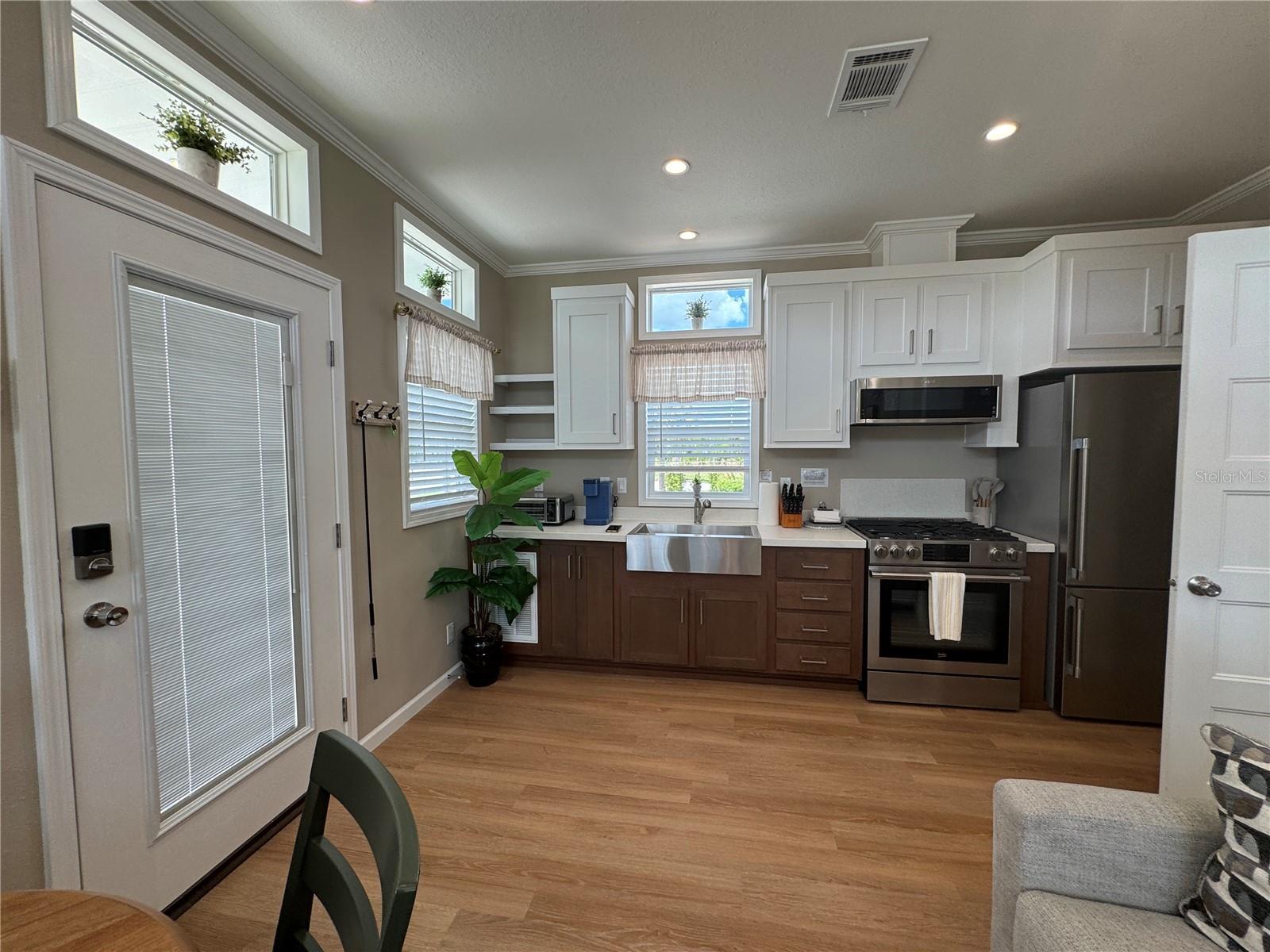 Image 9 of 22 For 16950 Highway 630e Unit 140