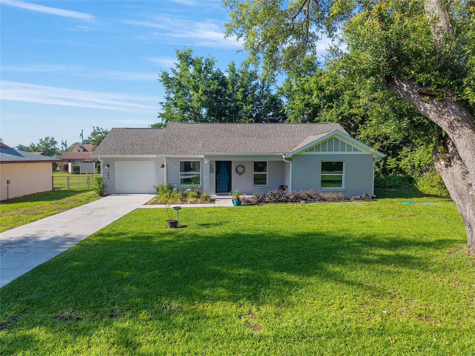 Image 40 of 43 For 7404 115th Street
