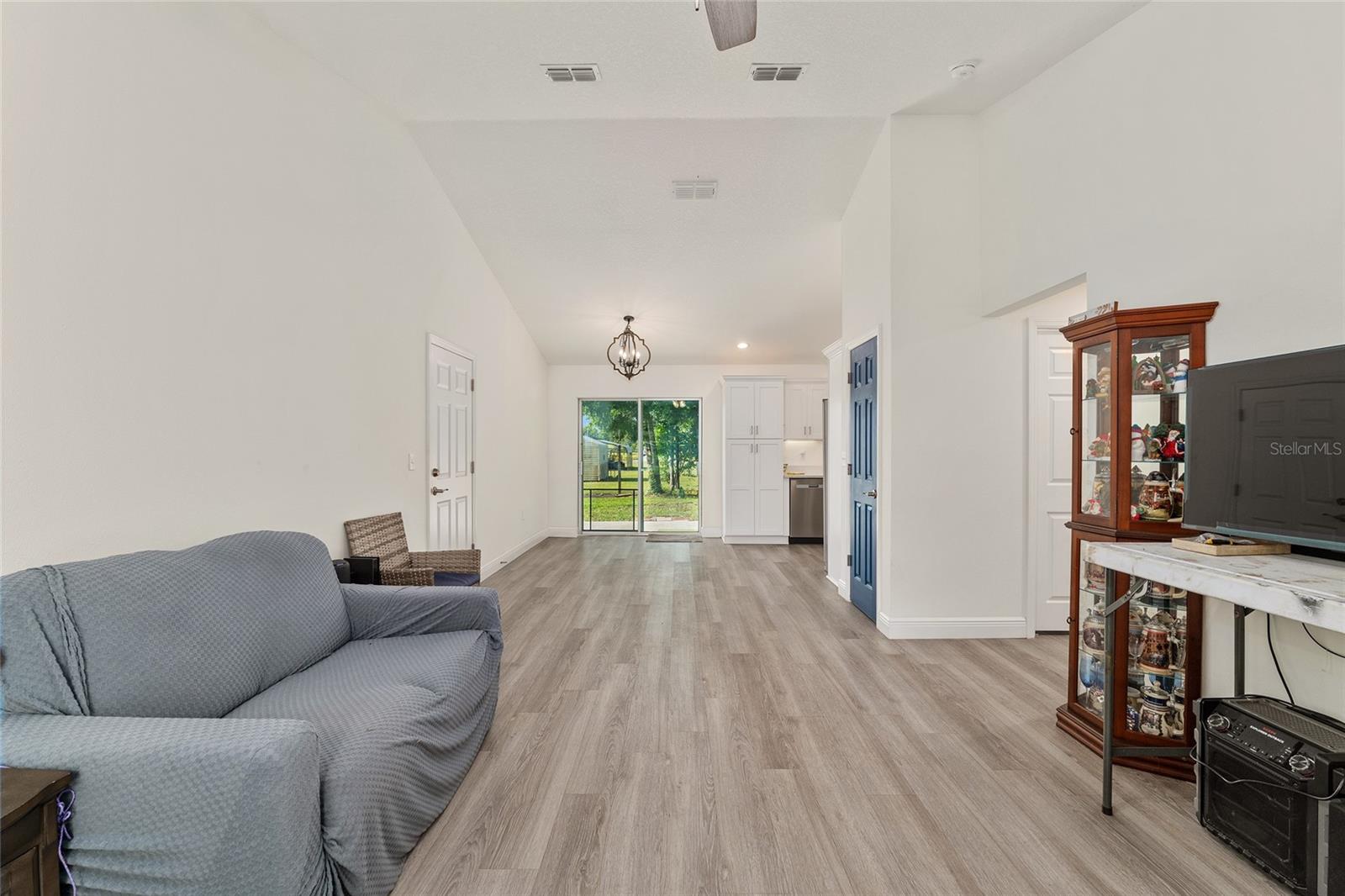 Image 9 of 43 For 7404 115th Street