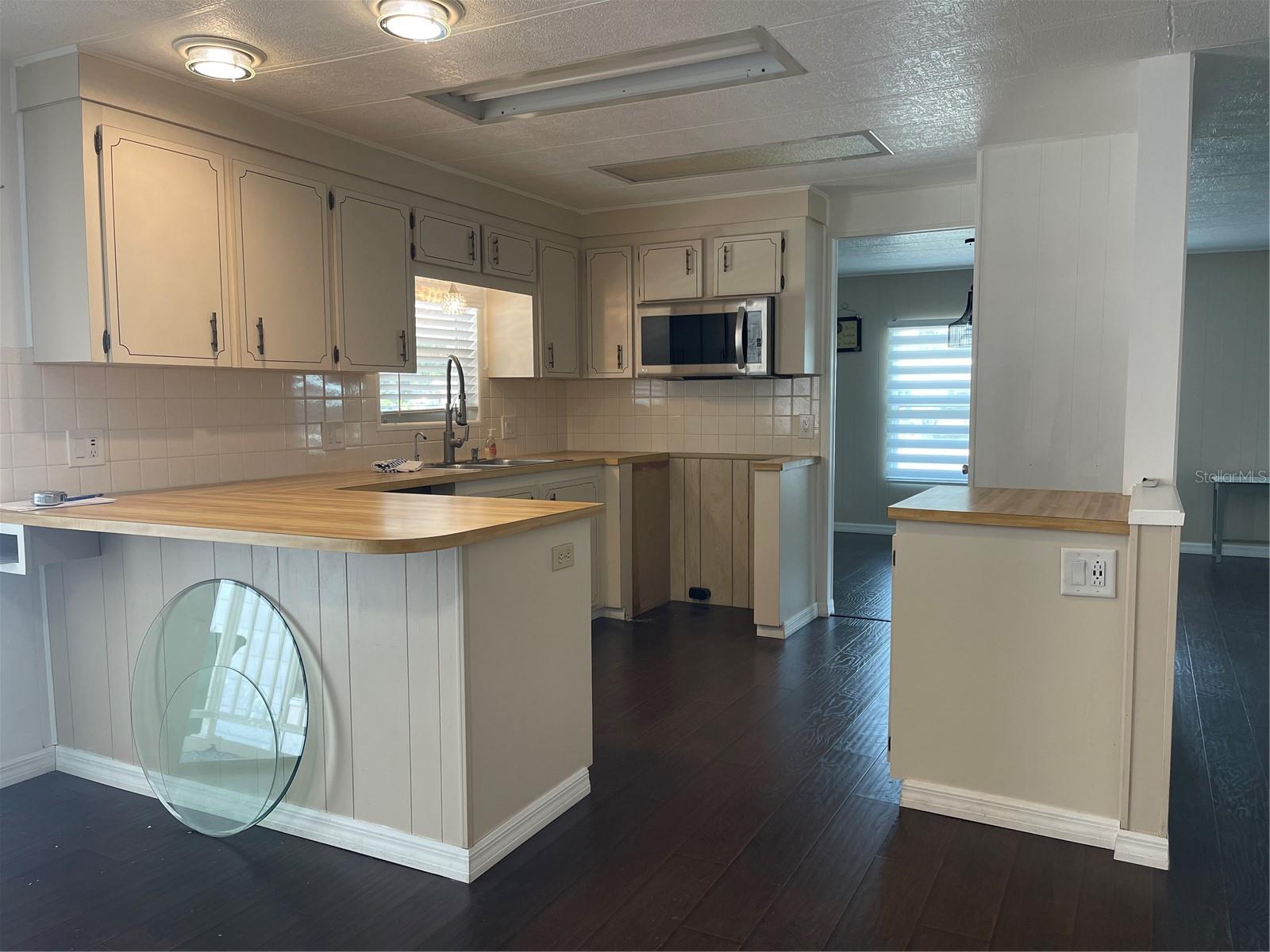 Image 3 of 24 For 52 Bobwhite Rd