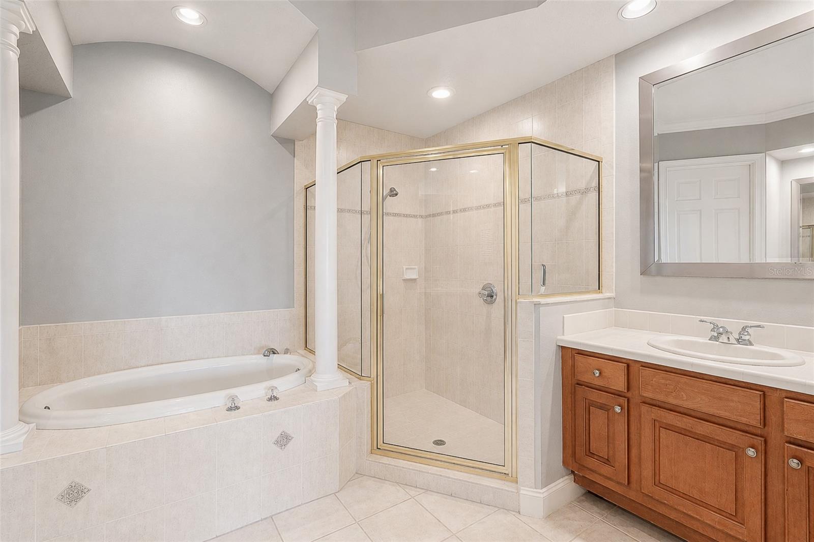 Image 17 of 40 For 901 Camino Real Boulevard 901