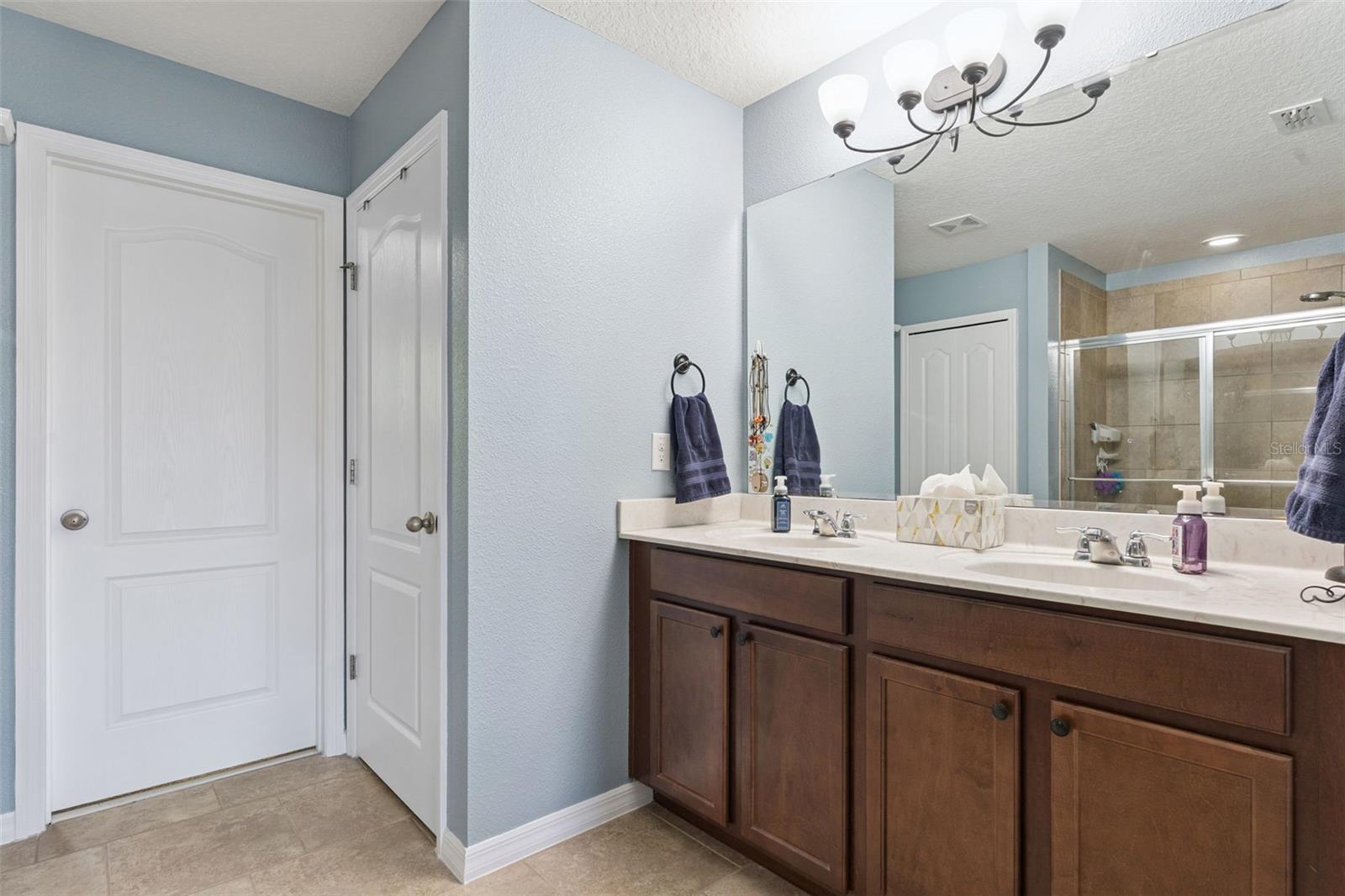 Image 34 of 50 For 3541 Oak Cliff Boulevard