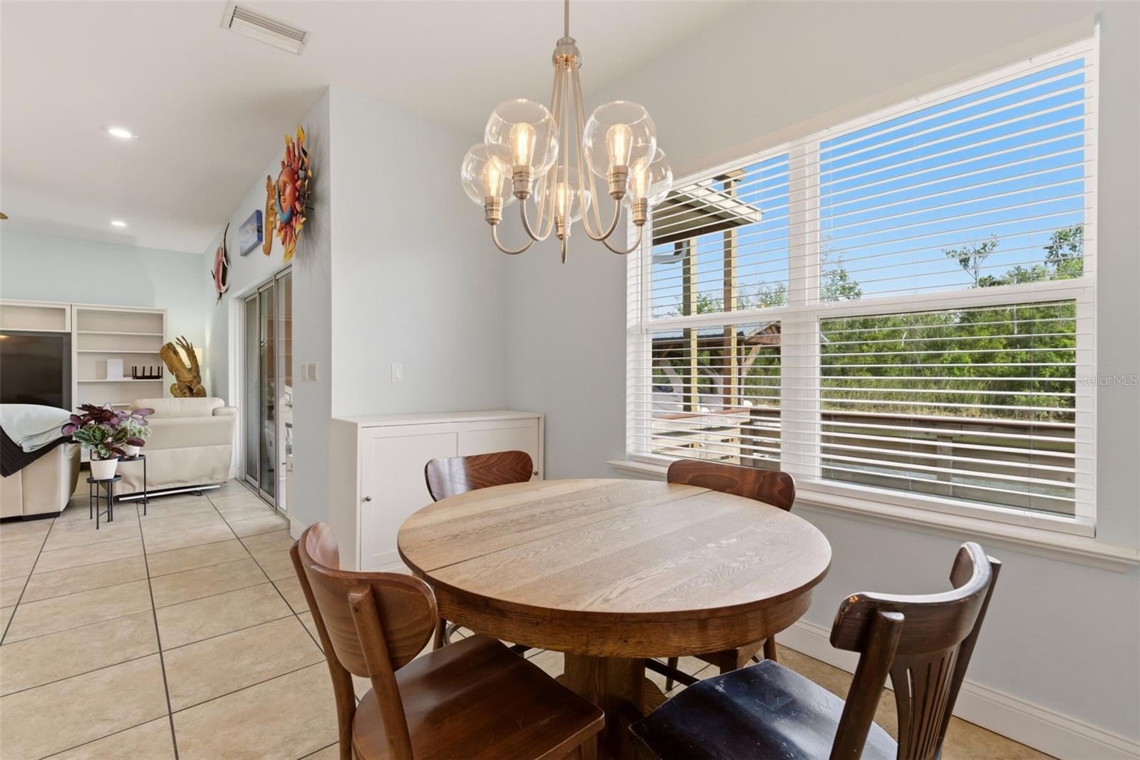 Image 13 of 40 For 13334 Country Club Drive