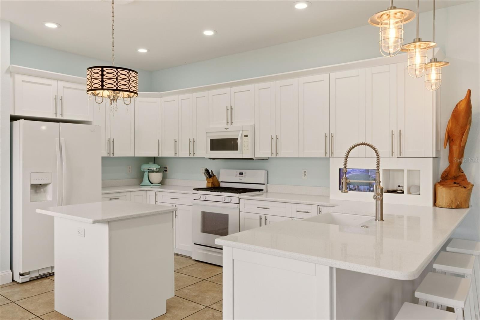Image 17 of 40 For 13334 Country Club Drive