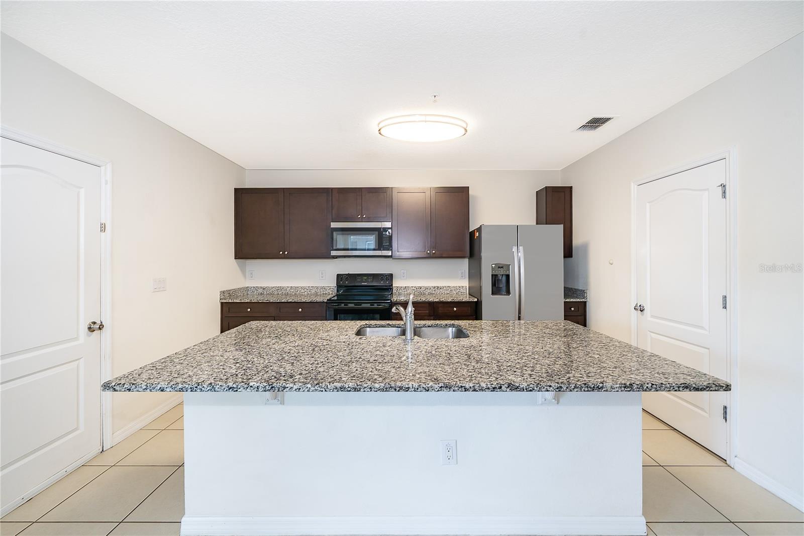 Image 12 of 30 For 4806 Riverwalk Dr.