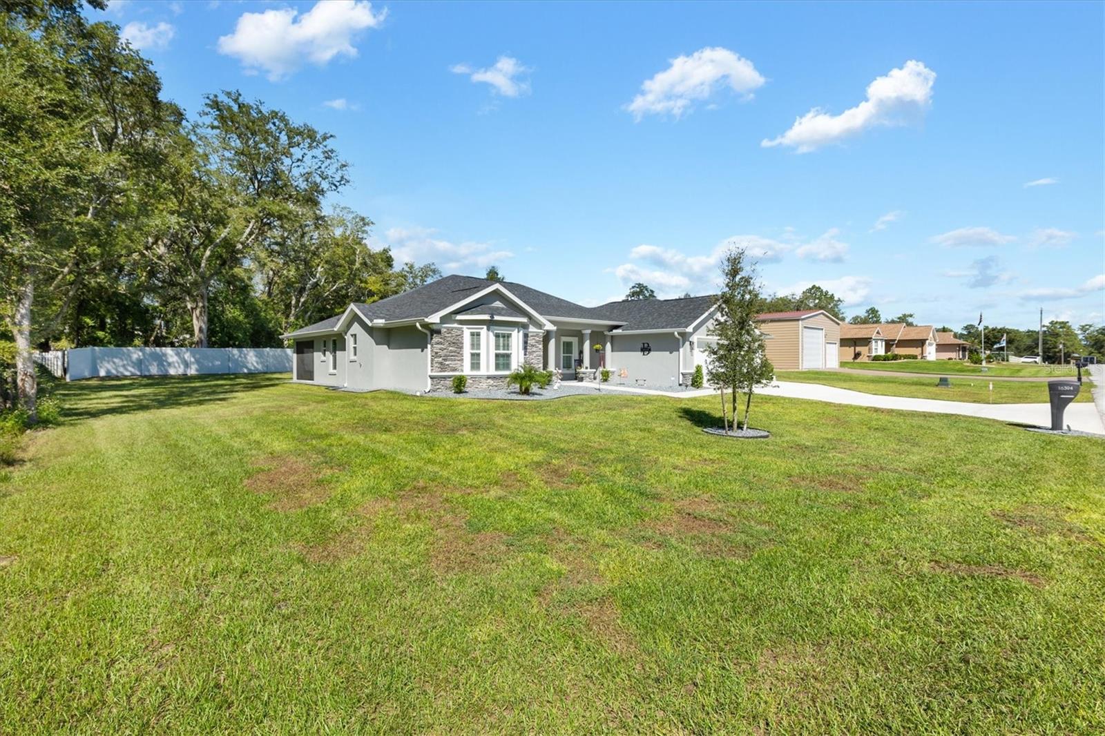Image 36 of 45 For 16394 89th Terrace