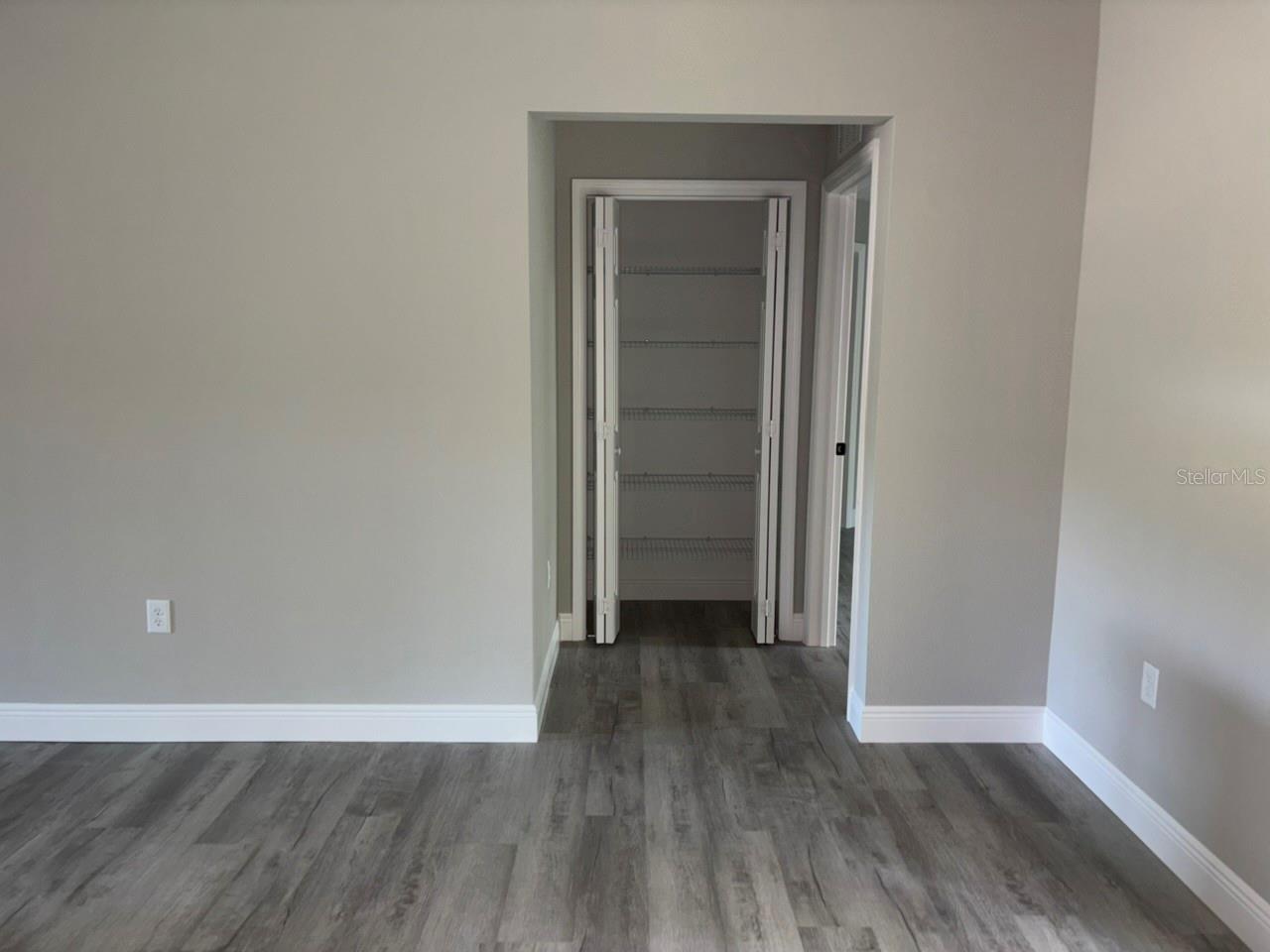 Image 13 of 30 For 7989 Galena Avenue