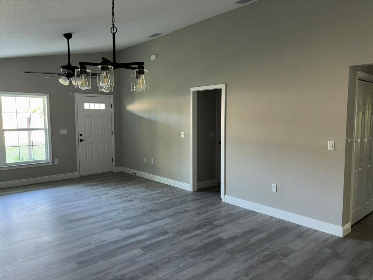 Image 9 of 30 For 7989 Galena Avenue
