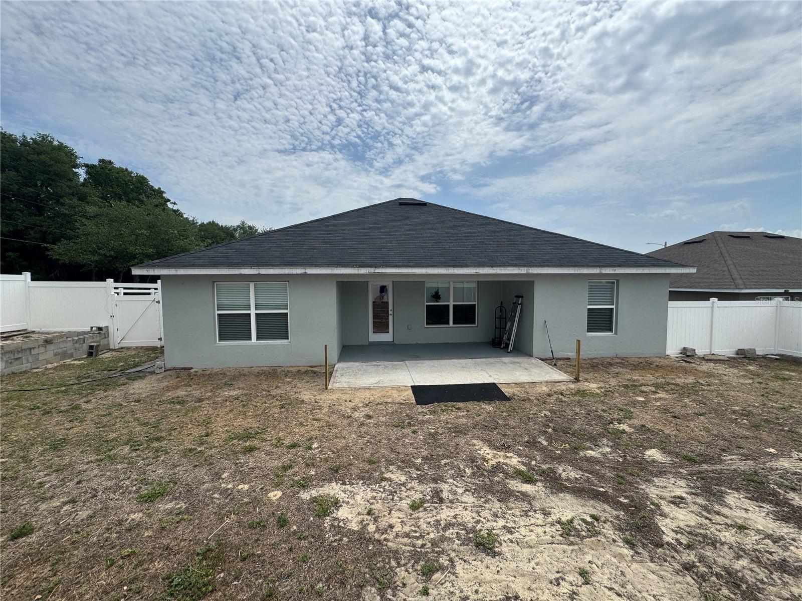 Image 11 of 57 For 906 Chestnut Drive