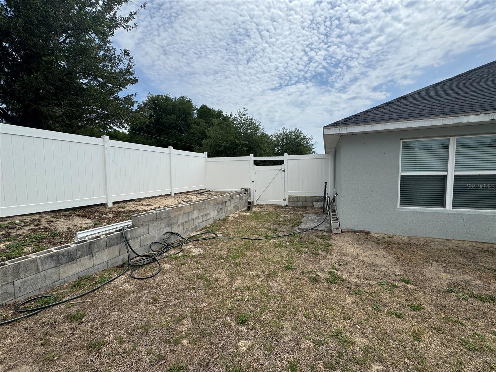 Image 14 of 57 For 906 Chestnut Drive