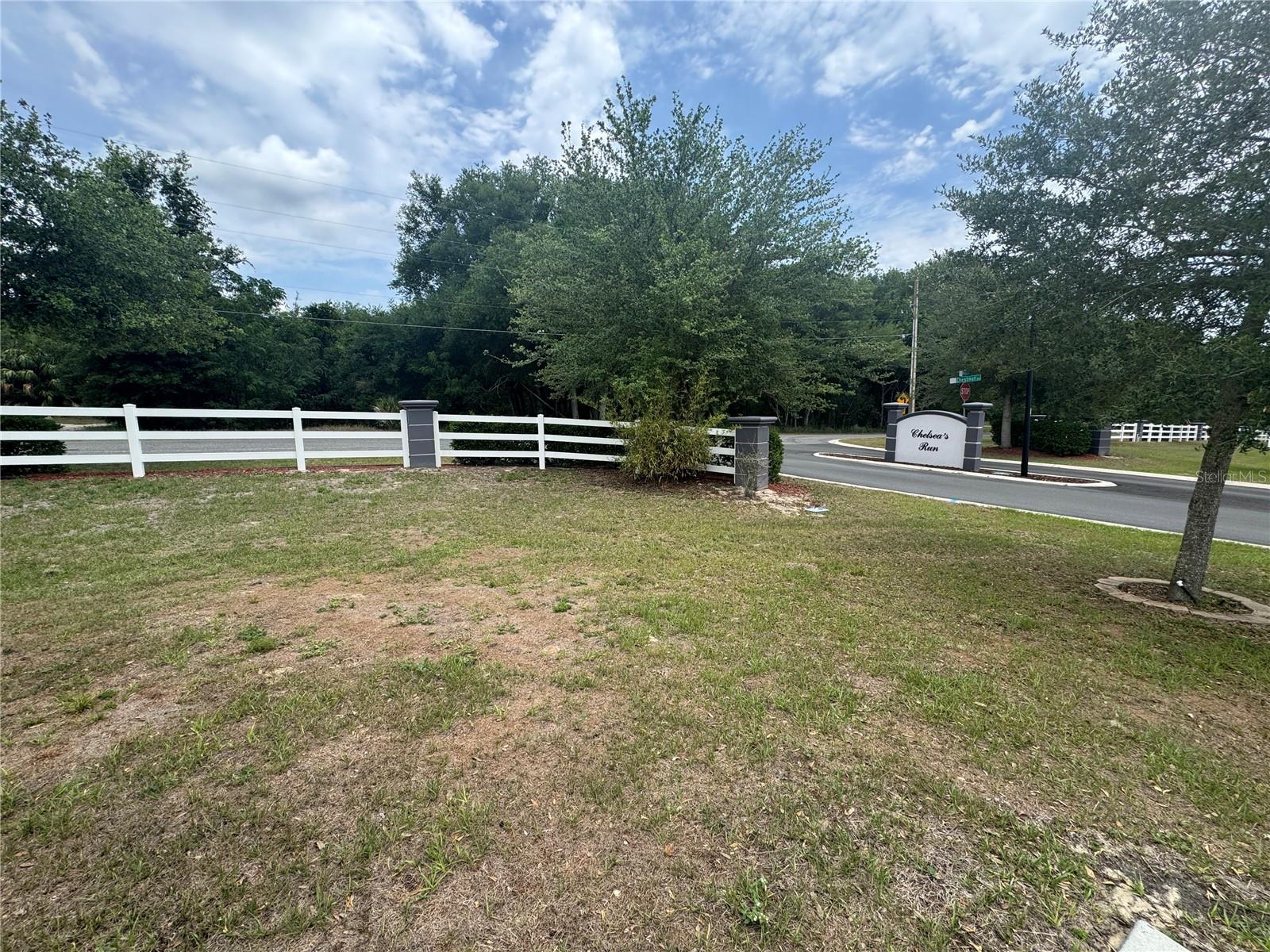 Image 21 of 57 For 906 Chestnut Drive