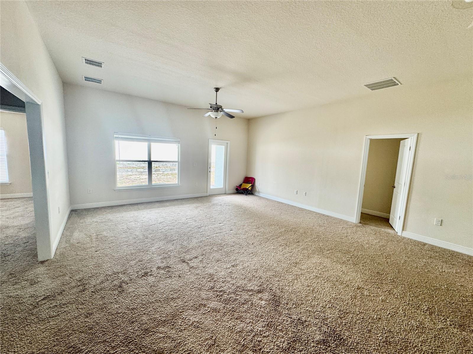 Image 32 of 57 For 906 Chestnut Drive