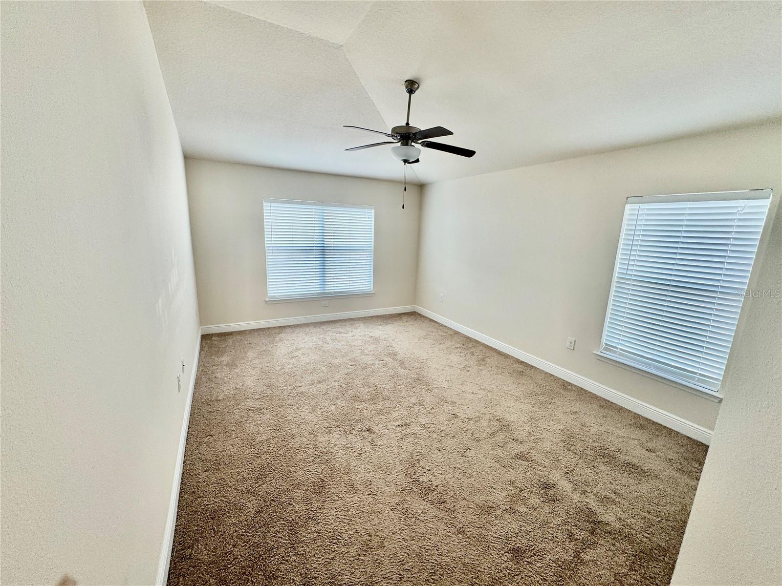 Image 41 of 57 For 906 Chestnut Drive
