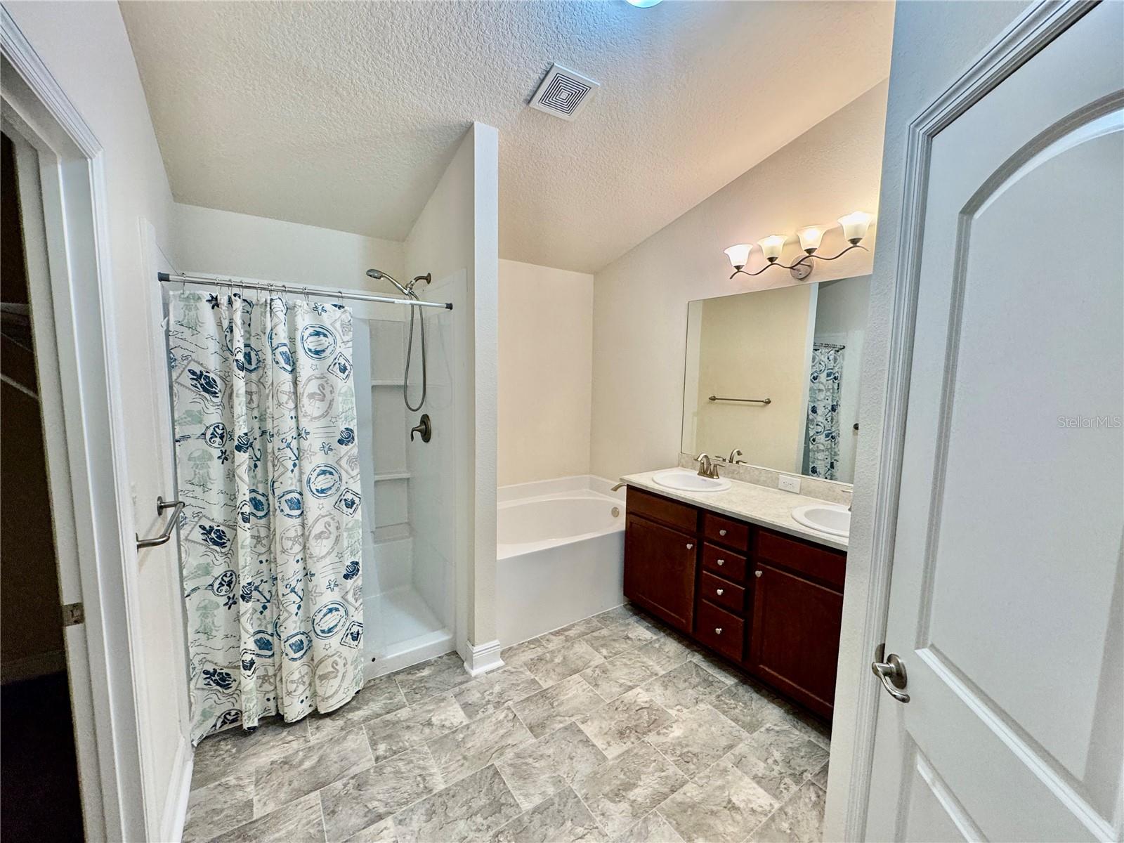 Image 44 of 57 For 906 Chestnut Drive
