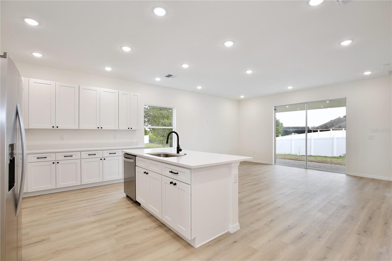 Image 5 of 36 For 3014 Sunscape Terrace
