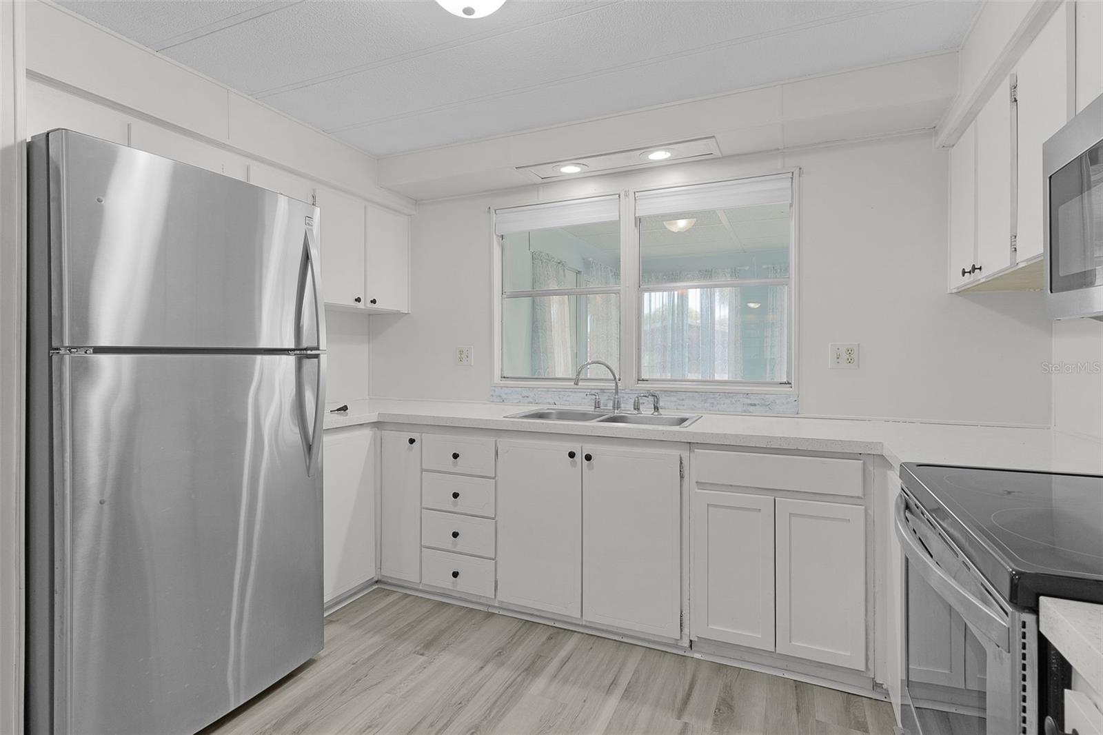 Image 10 of 48 For 30 Riverview Drive