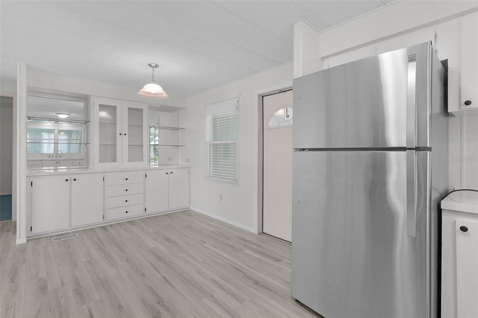 Image 12 of 48 For 30 Riverview Drive