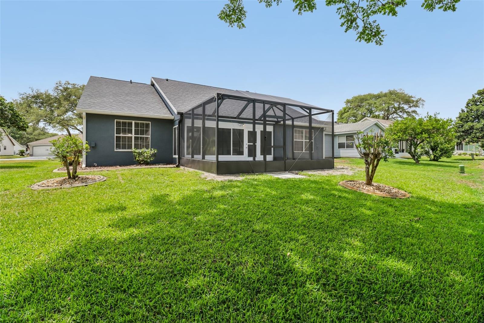 Image 41 of 53 For 207 Desota Court