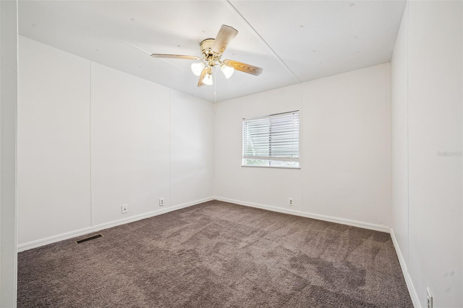 Image 14 of 34 For 16802 Sugar Berry Lane