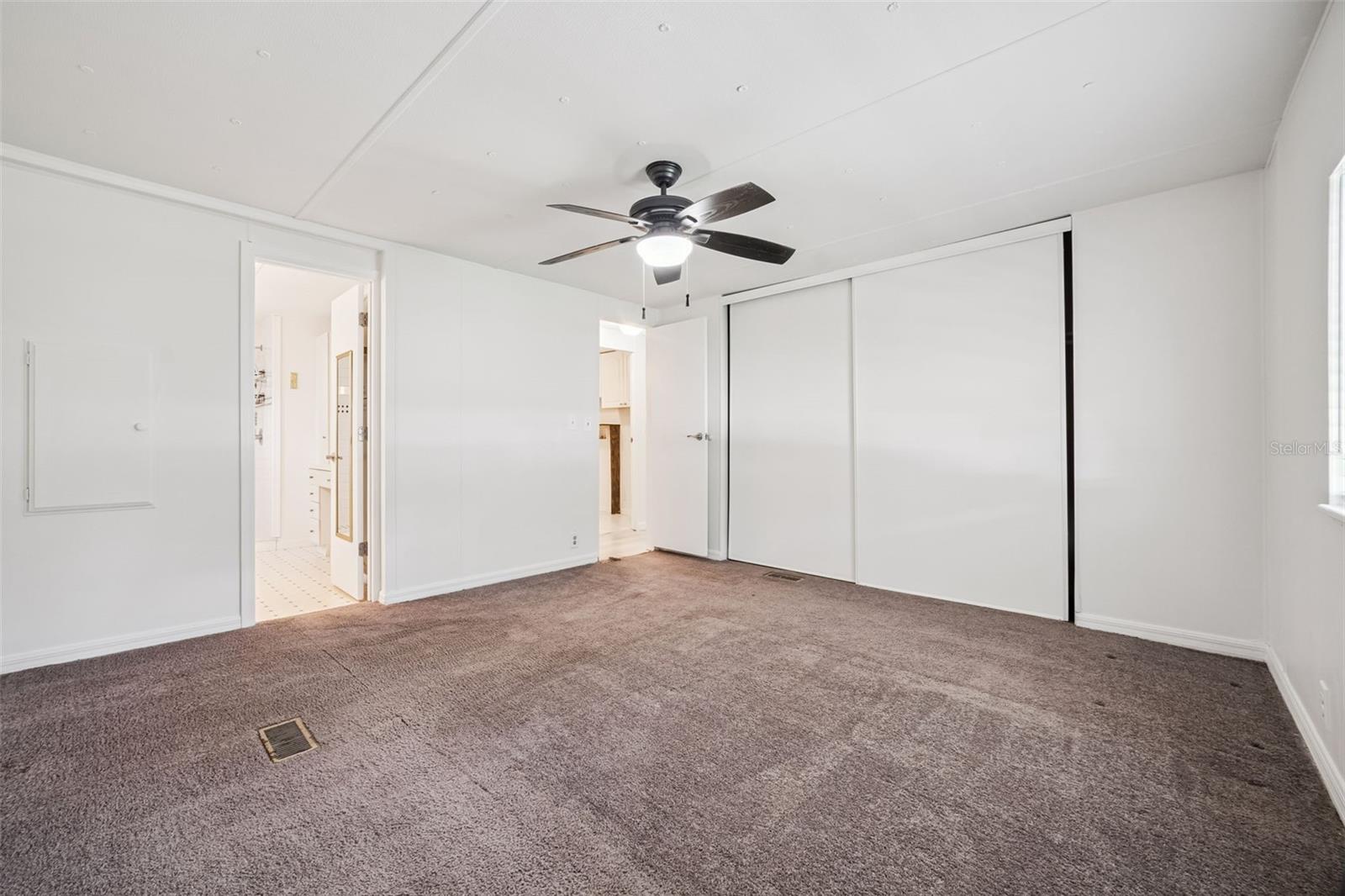Image 15 of 34 For 16802 Sugar Berry Lane