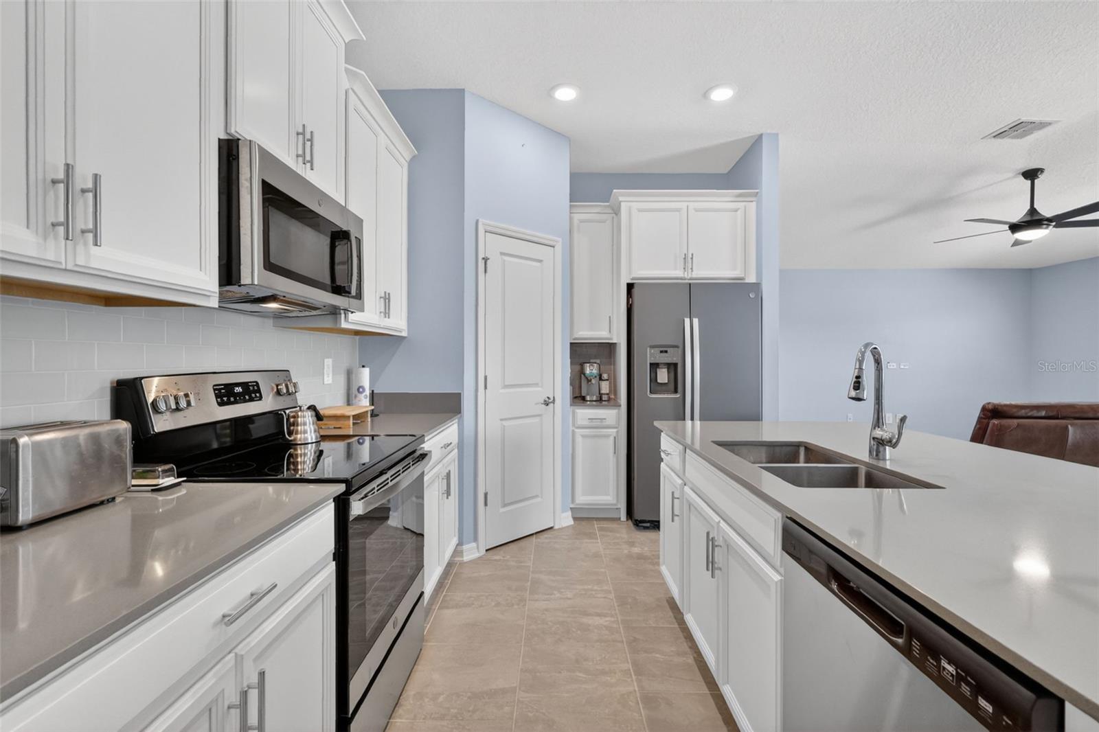 Image 15 of 40 For 5354 Travertine Street