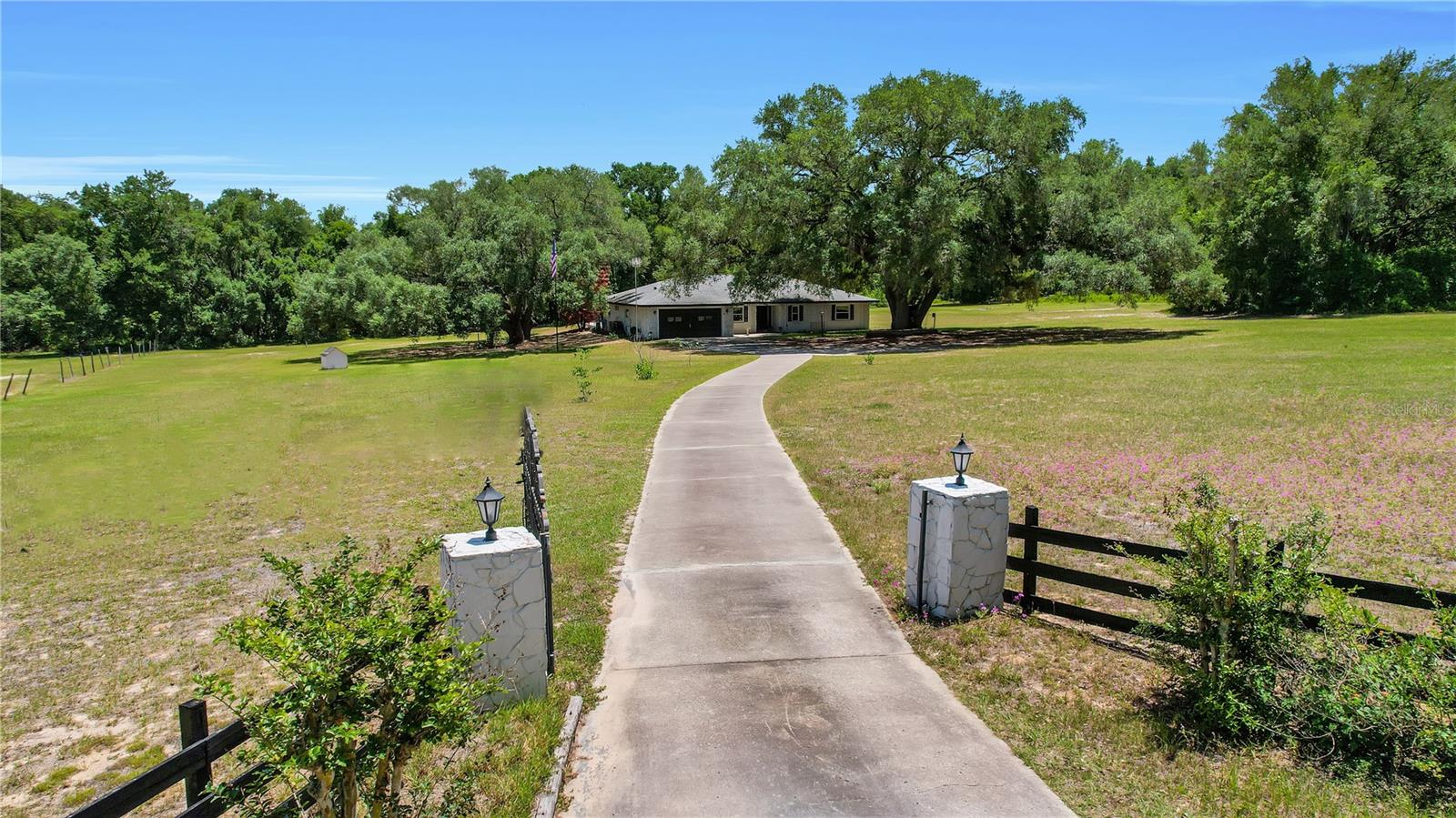 Image 3 of 47 For 17373 130th Avenue
