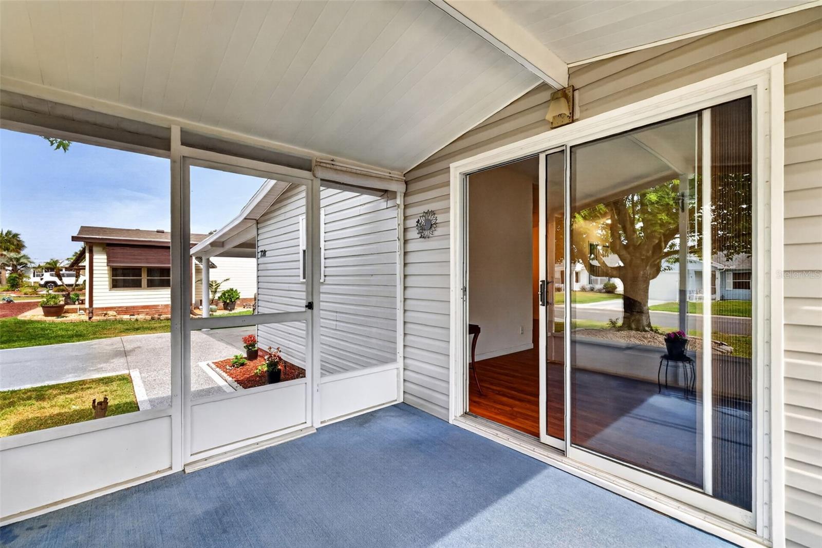 Image 12 of 23 For 728 Prado Drive
