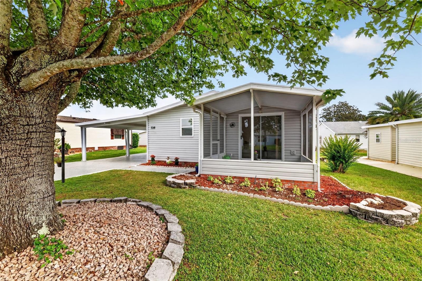 Image 3 of 23 For 728 Prado Drive