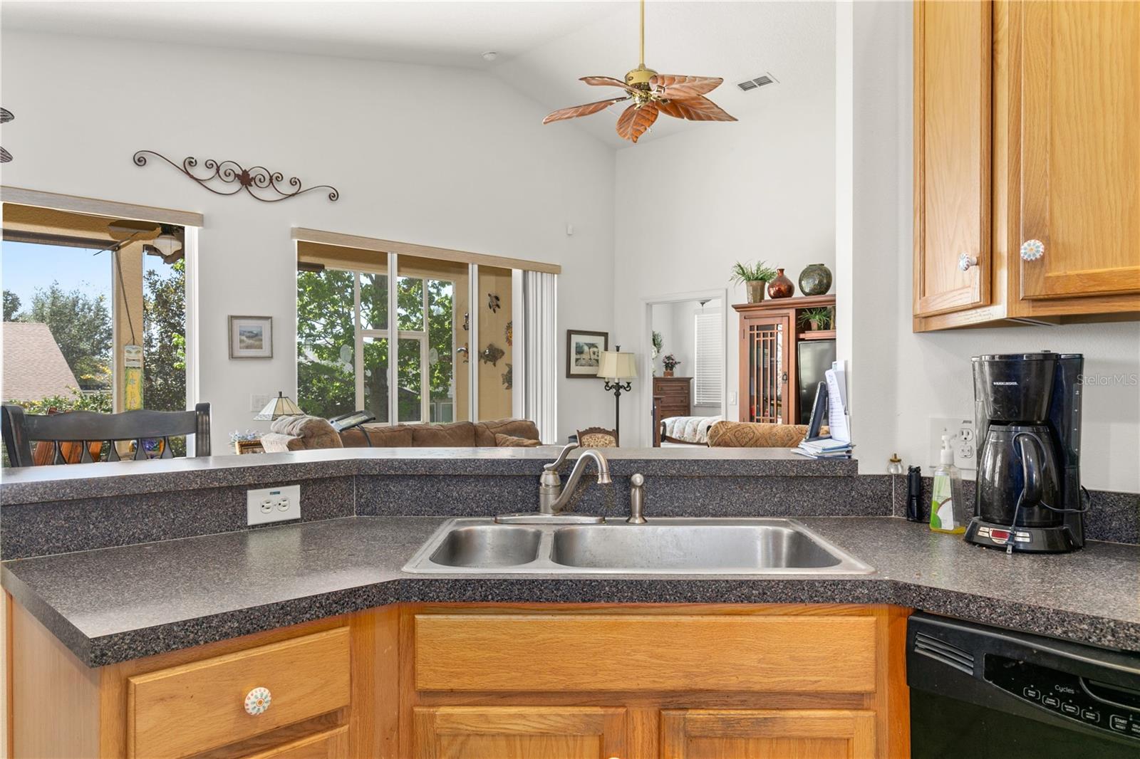 Image 14 of 27 For 112 Flame Vine Way