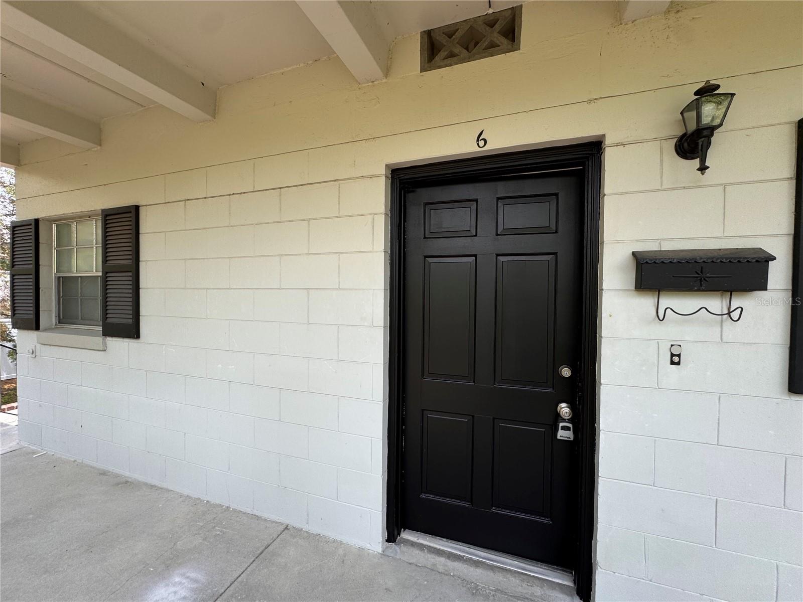 Image 2 of 18 For 791 Lake Avenue 6