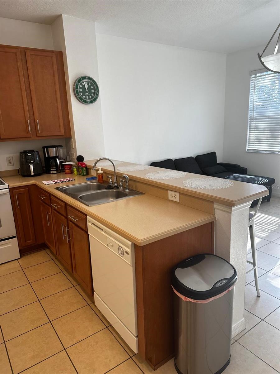 Image 5 of 54 For 5104 Dominica Drive