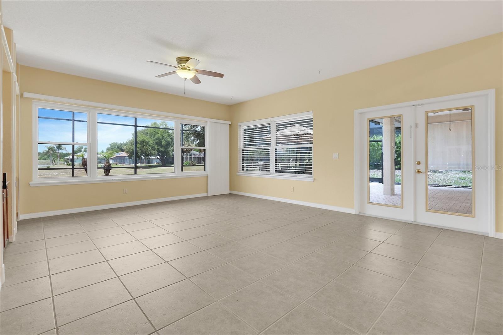 Image 10 of 47 For 16741 Tall Grass Lane