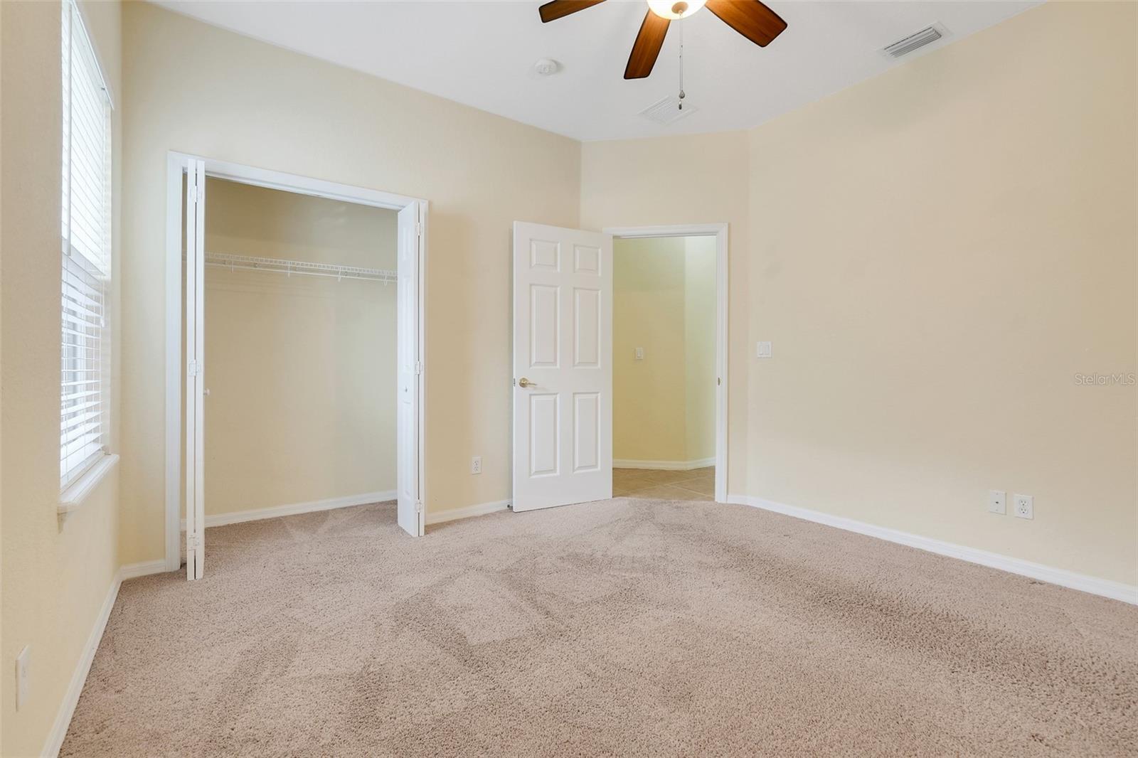 Image 20 of 47 For 16741 Tall Grass Lane