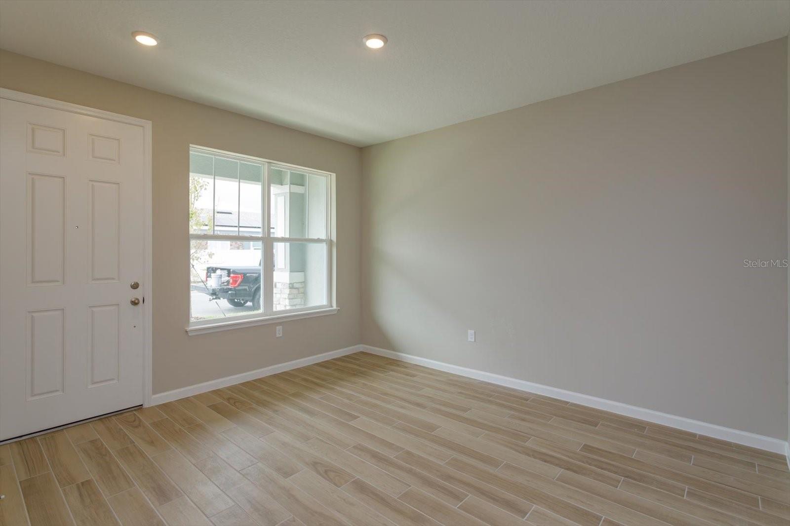 Image 5 of 26 For 13299 Peaceful Melody Drive