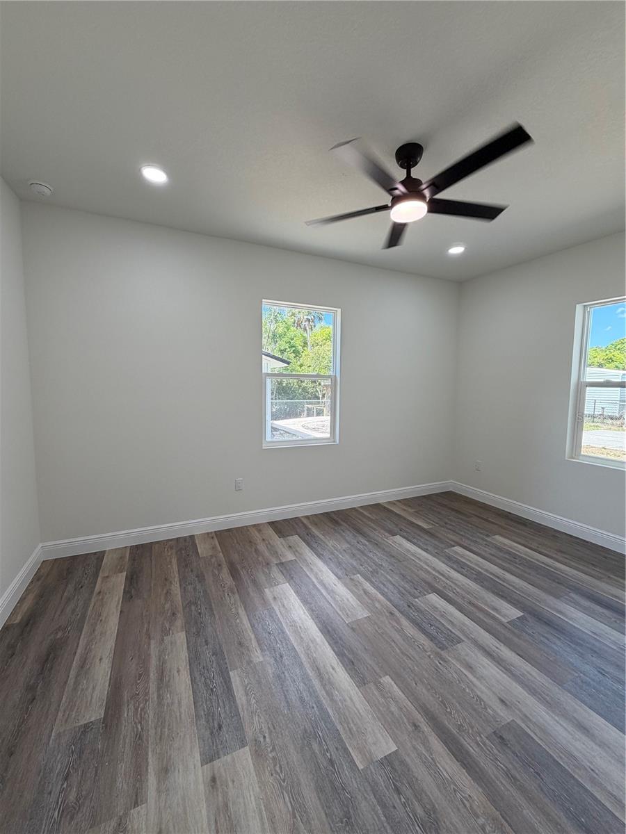 Image 11 of 14 For 7152 Palm Avenue