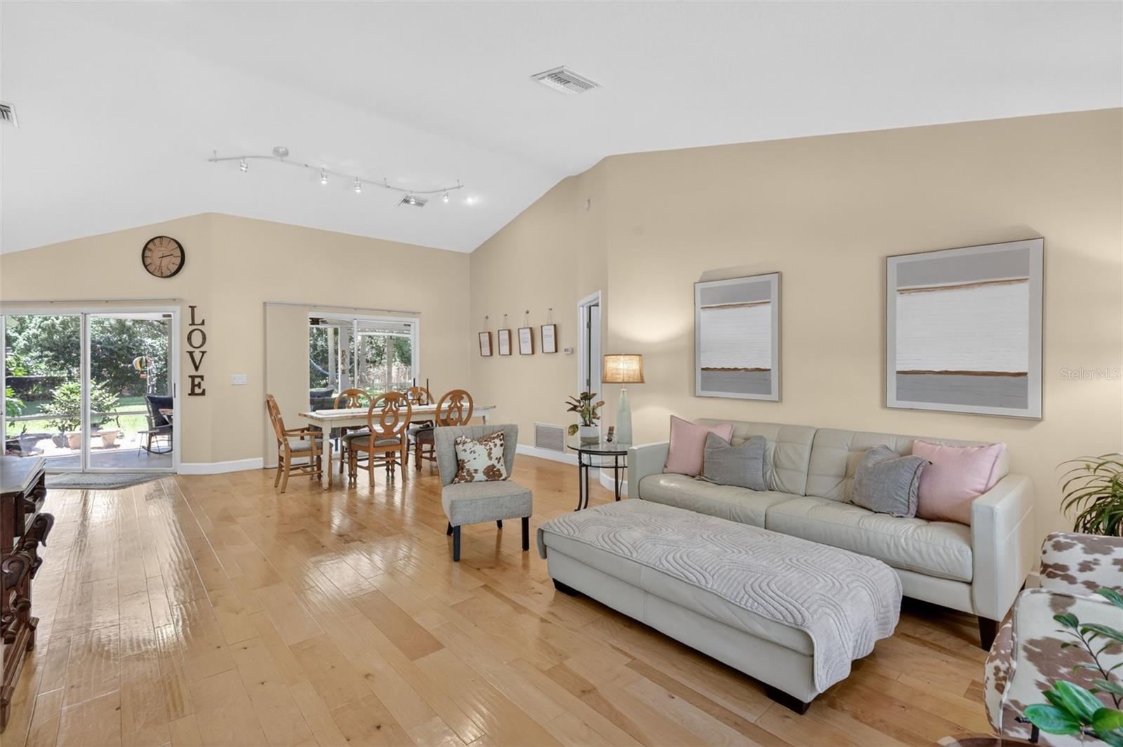 Image 10 of 61 For 1200 Marshall Court