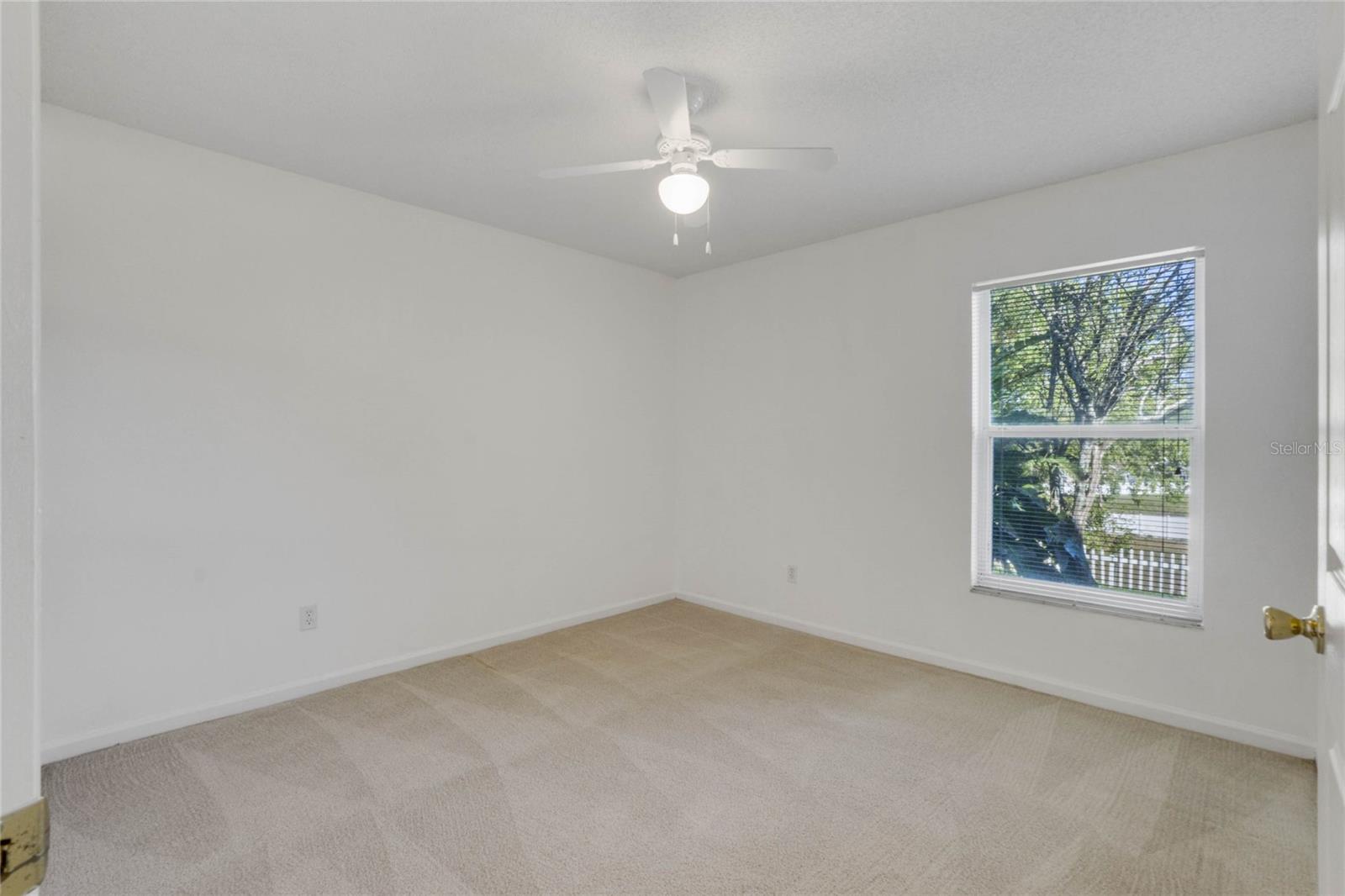 Image 16 of 29 For 15929 Bay Vista Drive