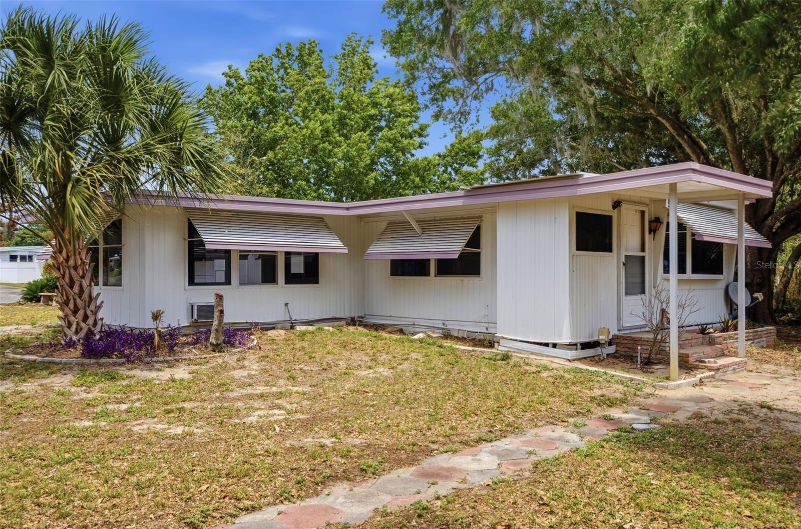 Image 2 of 35 For 14742 Mandarin Street