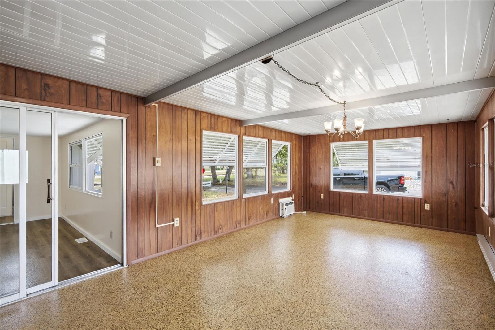 Image 8 of 35 For 14742 Mandarin Street
