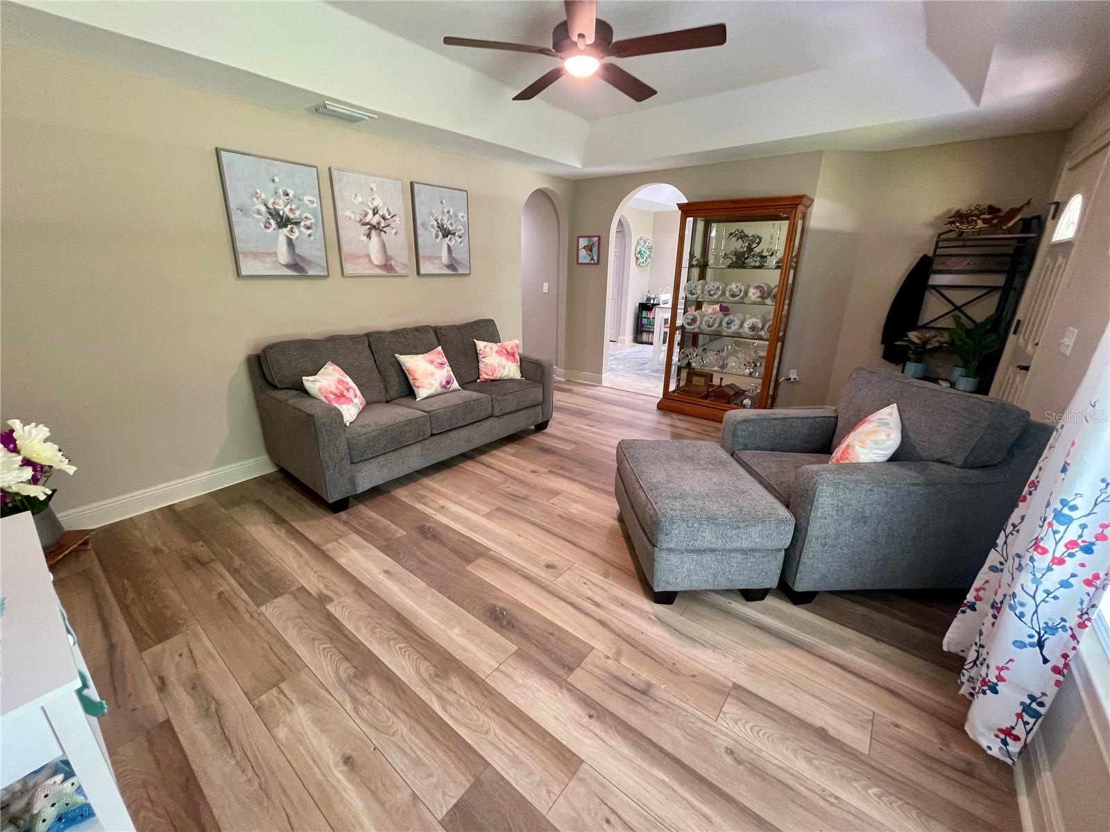 Image 14 of 56 For 3920 142nd Street