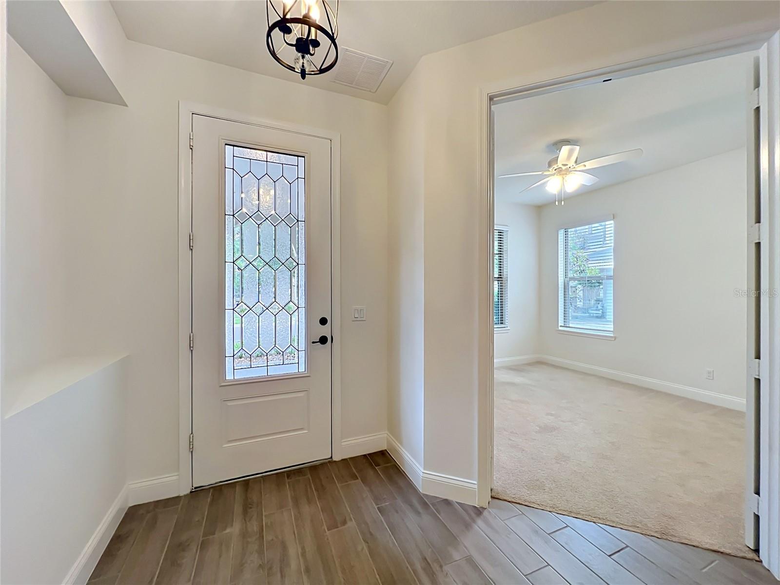 Image 11 of 100 For 8409 Vivaro Isle Way