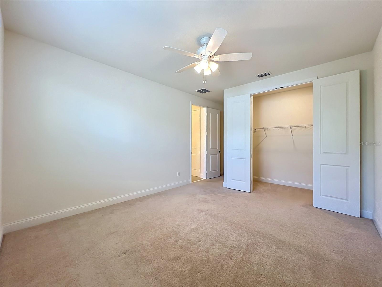 Image 57 of 100 For 8409 Vivaro Isle Way