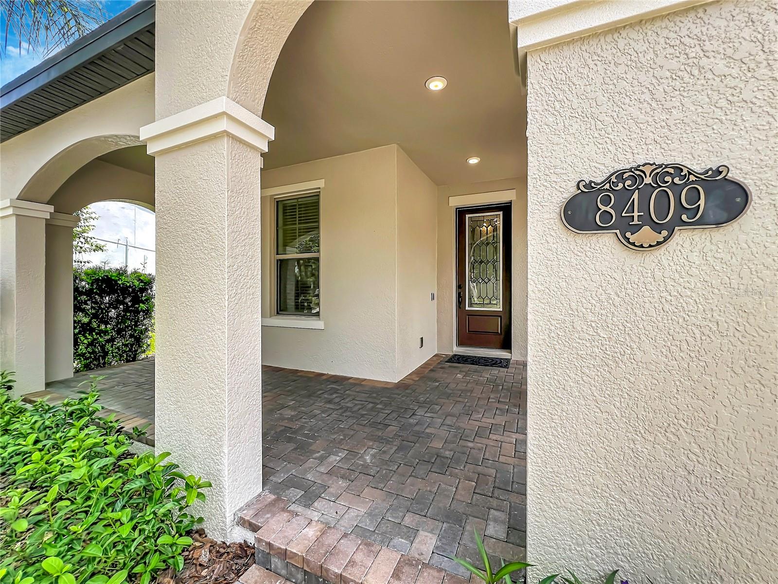 Image 6 of 100 For 8409 Vivaro Isle Way