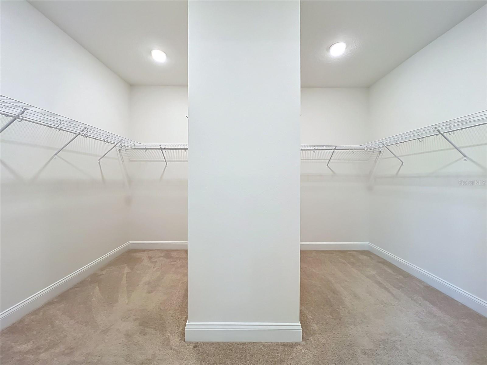 Image 76 of 100 For 8409 Vivaro Isle Way