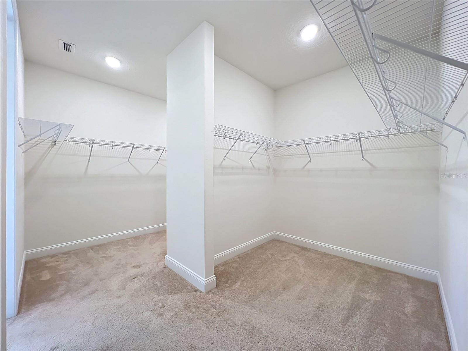 Image 78 of 100 For 8409 Vivaro Isle Way