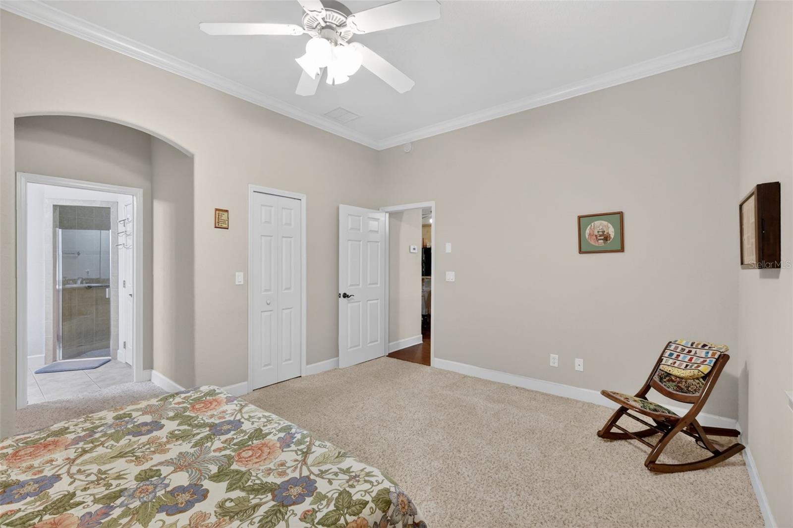 Image 10 of 24 For 1010 Green Gate Boulevard