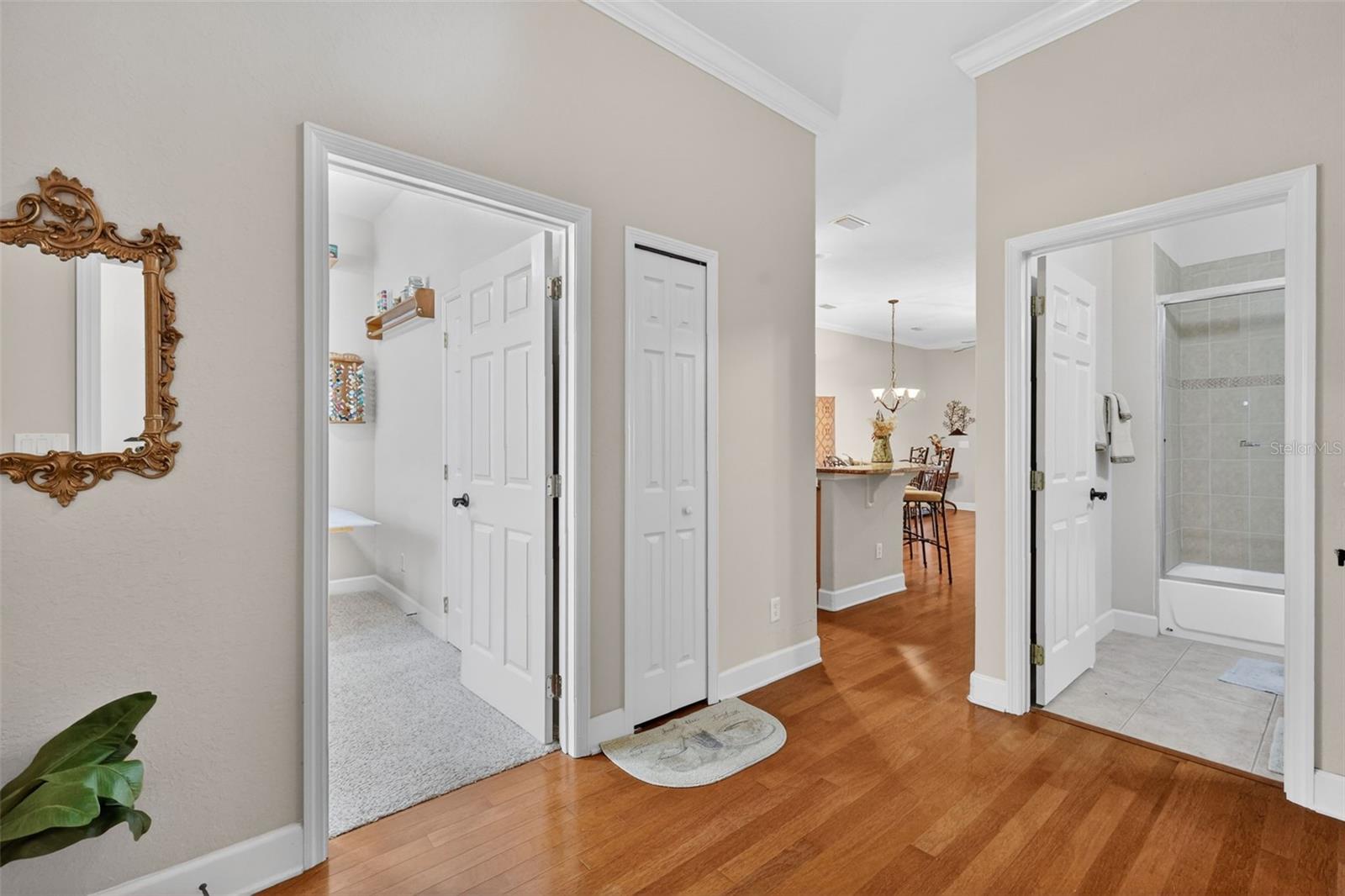 Image 7 of 24 For 1010 Green Gate Boulevard