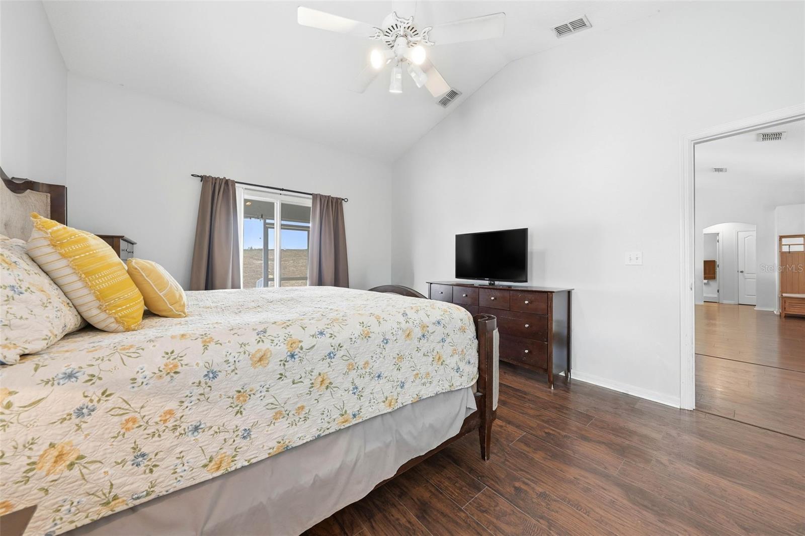 Image 10 of 34 For 812 Shore Breeze Way