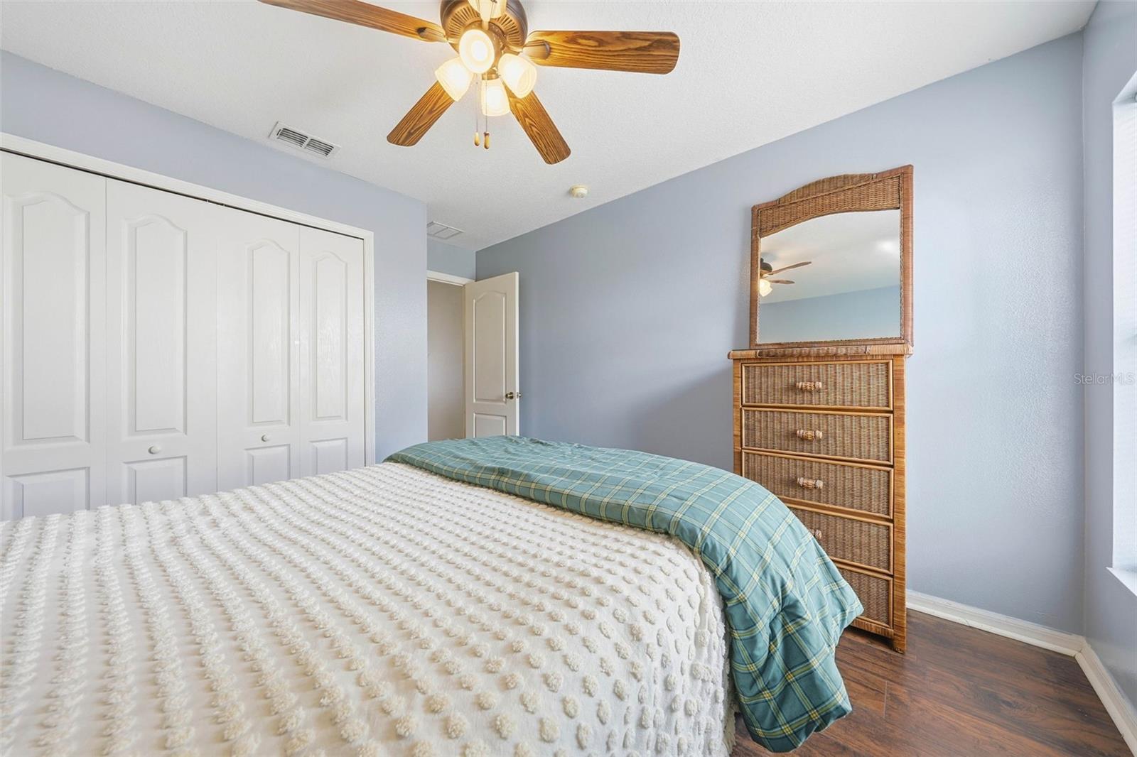 Image 16 of 34 For 812 Shore Breeze Way